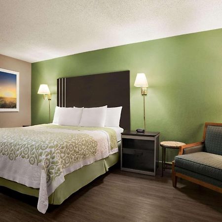 Days Inn By Wyndham Hardeeville/ I-95 State Line Eksteriør billede