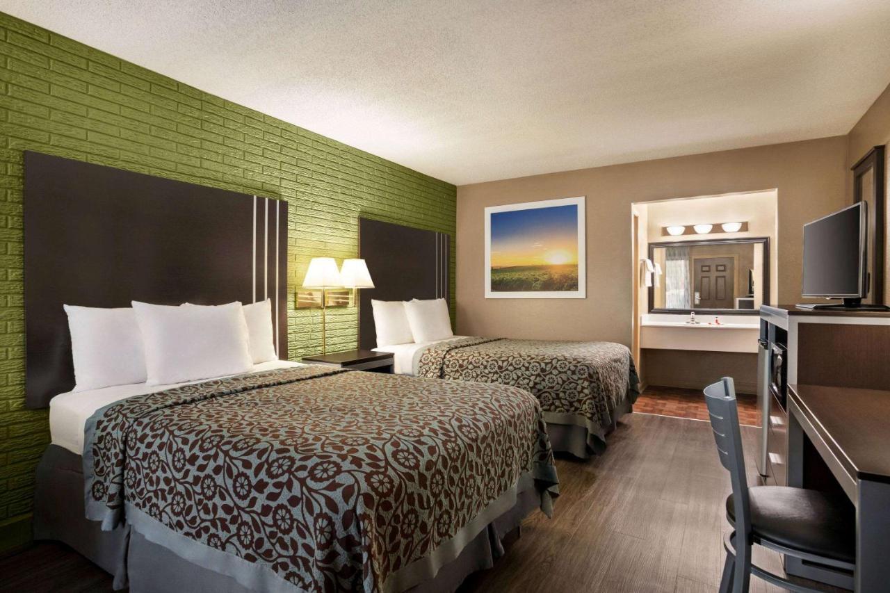 Days Inn By Wyndham Hardeeville/ I-95 State Line Eksteriør billede