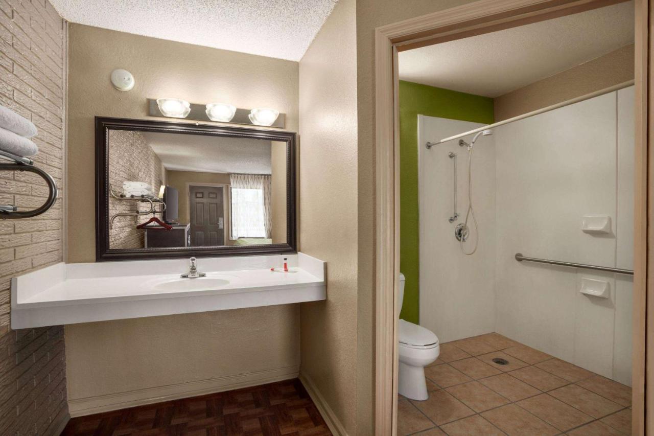Days Inn By Wyndham Hardeeville/ I-95 State Line Eksteriør billede