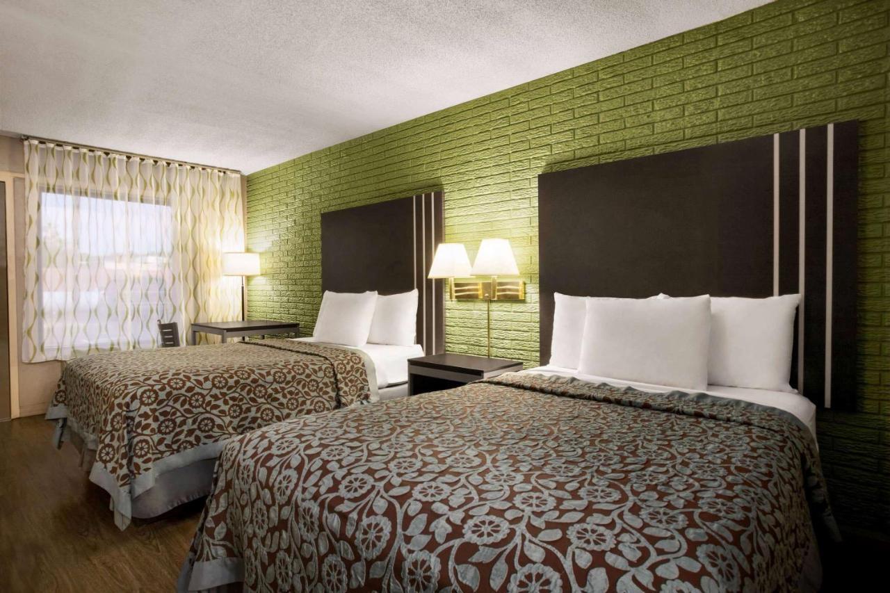 Days Inn By Wyndham Hardeeville/ I-95 State Line Eksteriør billede